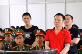 Từ vụ "Đại ca giang hồ" mới ra tù lái xe gây tai nạn: Nhận tội thay bị xử lý ra sao?