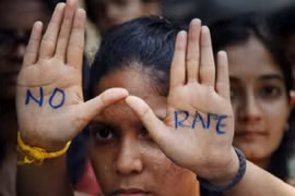 “Yêu râu xanh” cắn lưỡi nạn nhân để giở trò đồi bại