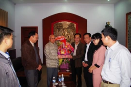 CAQ Bắc Từ Liêm chúc mừng Giáng sinh Nhà thờ xứ Cổ Nhuế và Đại chủng viện Thánh Giuse Hà Nội