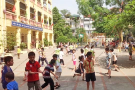 Đặt chỉ tiêu mỗi năm đạt 70 trường chuẩn quốc gia