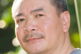 Đừng nhãng ra, phó mặc cho... lịch sử