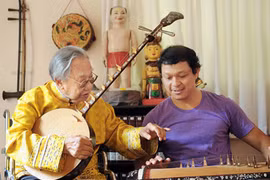 Nhiếp ảnh gia Nguyễn Á: Đi tìm những "bản đờn ca" cuộc đời