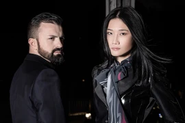 Kha Mỹ Vân mở màn show diễn trong Tuần lễ thời trang cao cấp Paris