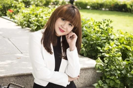 Lưu Thiên Hương làm giám đốc âm nhạc show thời trang Happy Color