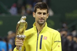 Vùi dập Nadal, Djokovic khởi đầu như mơ trong năm 2016