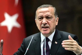 Tổng thống Thổ Nhĩ Kì từng doạ để EU tràn ngập trong người tị nạn?