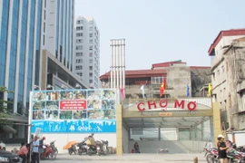 Ngày 20-10, chợ Mơ truyền thống khai trương