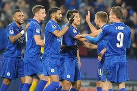 Giành vé vào vòng knock-out Champions League, các "sao" Leicester nhận thưởng lớn