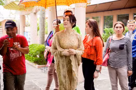 Lý Nhã Kỳ đã làm gì sau khi trở thành "Công chúa châu Á"?