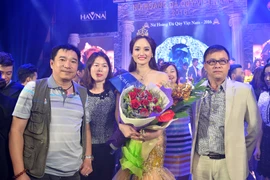 "Bản sao" của Hoa hậu Giáng My đăng quang sau khi bị xướng nhầm là... Á hoàng!