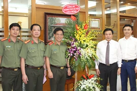 Chúc mừng Học viện Chính trị Quốc gia Hồ Chí Minh nhân ngày 20-11