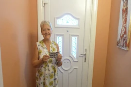 Tấm bưu thiệp đến muộn hơn nửa thế kỷ