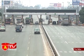 Tạm dừng thu phí đường bộ ở các địa phương đang thực hiện Chỉ thị 16