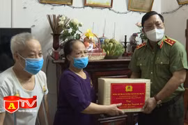 Tri ân các gia đình thương binh, liệt sĩ