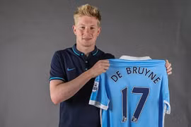 Premier League "vỗ béo" các đối tác nước ngoài
