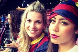 Em gái Neymar chiến thắng trong cuộc thi sắc đẹp trên Internet