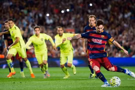 Messi vẫn sắm vai "thiên lôi"