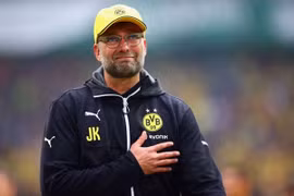 Klopp mở cánh cửa tới Premier League, Rodgers như ngồi trên đống lửa