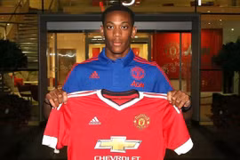 Tại sao hợp đồng "bom tấn" của M.U có thể là chữ ký tồi tệ nhất mùa hè?