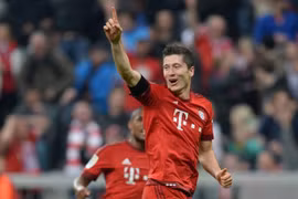 Choáng với kỷ lục ghi bàn siêu tốc của Lewandowski