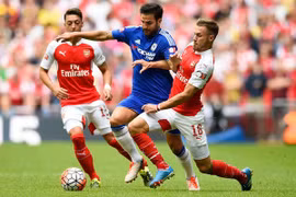 5 trận đấu đáng nhớ nhất giữa Chelsea và Arsenal