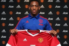 Giật mình với cậu bé "bom tấn" của M.U