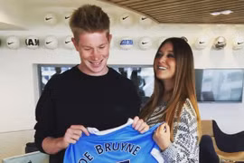 Hợp đồng "bom tấn" của Man City sắp lên chức