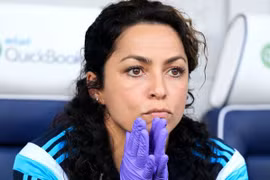 Nữ bác sỹ của Chelsea tính chuyện đưa Mourinho ra tòa