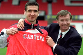 Sir Alex Ferguson tiết lộ lý do ký hợp đồng với Cantona