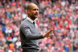 Guardiola sắp tới Anh dẫn dắt "Tam sư"
