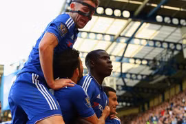 Chelsea 2-0 Arsenal: The Blues trở lại cuộc đua