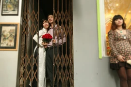 Đón chào ngày mới 27-6-2011