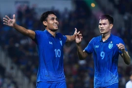 ĐT Thái Lan vào bán kết AFF Cup với ngôi nhất bảng A