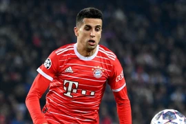 Vì sao Bayern đổi ý, không thu nạp Cancelo từ Man City?