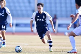 Văn Toàn đá chính, Seoul E-Land thua đau