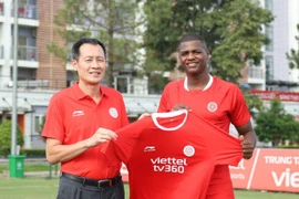 Viettel FC đưa tiền đạo ngoại binh cũ trở lại