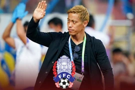 Chia tay Campuchia, Keisuke Honda 'chào hàng' các đội muốn dự World Cup 2026