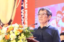 Cựu danh thủ Từ Như Hiển: "Quả ngọt V-League là bước khởi đầu của CLB Công an Hà Nội"