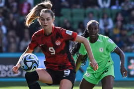 Tiền đạo xinh đẹp nhất thế giới 'tịt ngòi' trận ra quân World Cup 2023