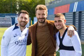 Beckham gây sốt khi đến PSG thăm Messi, Mbappe
