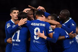 Chelsea bết bát, vẫn có cầu thủ vô địch mùa này