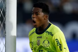 'Thần đồng' Real Madrid lần đầu lên tuyển Brazil