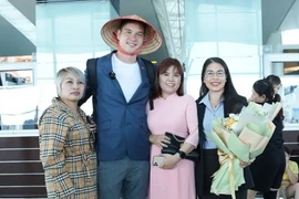 Chiều cao vượt trội của thủ môn Filip Nguyễn