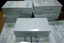 Bắt giữ lô 20 chiếc iPhone 6 không hóa đơn chứng từ