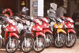 Tìm chủ sở hữu 10 chiếc xe máy nhãn hiệu Honda