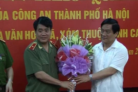 CATP Hà Nội đi thăm và tặng quà tại tỉnh Cao Bằng