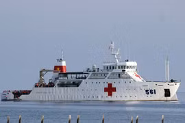 Nấu ăn giữa tròng trành sóng biển