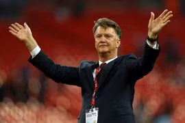 Van Gaal vớt vát hy vọng ở lại M.U