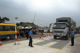 Không để vùng cấm hay bảo kê xe quá tải trọng