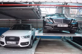 Giàn thép đỗ xe 3 tầng công cộng đầu tiên tại Hà Nội đi vào hoạt động